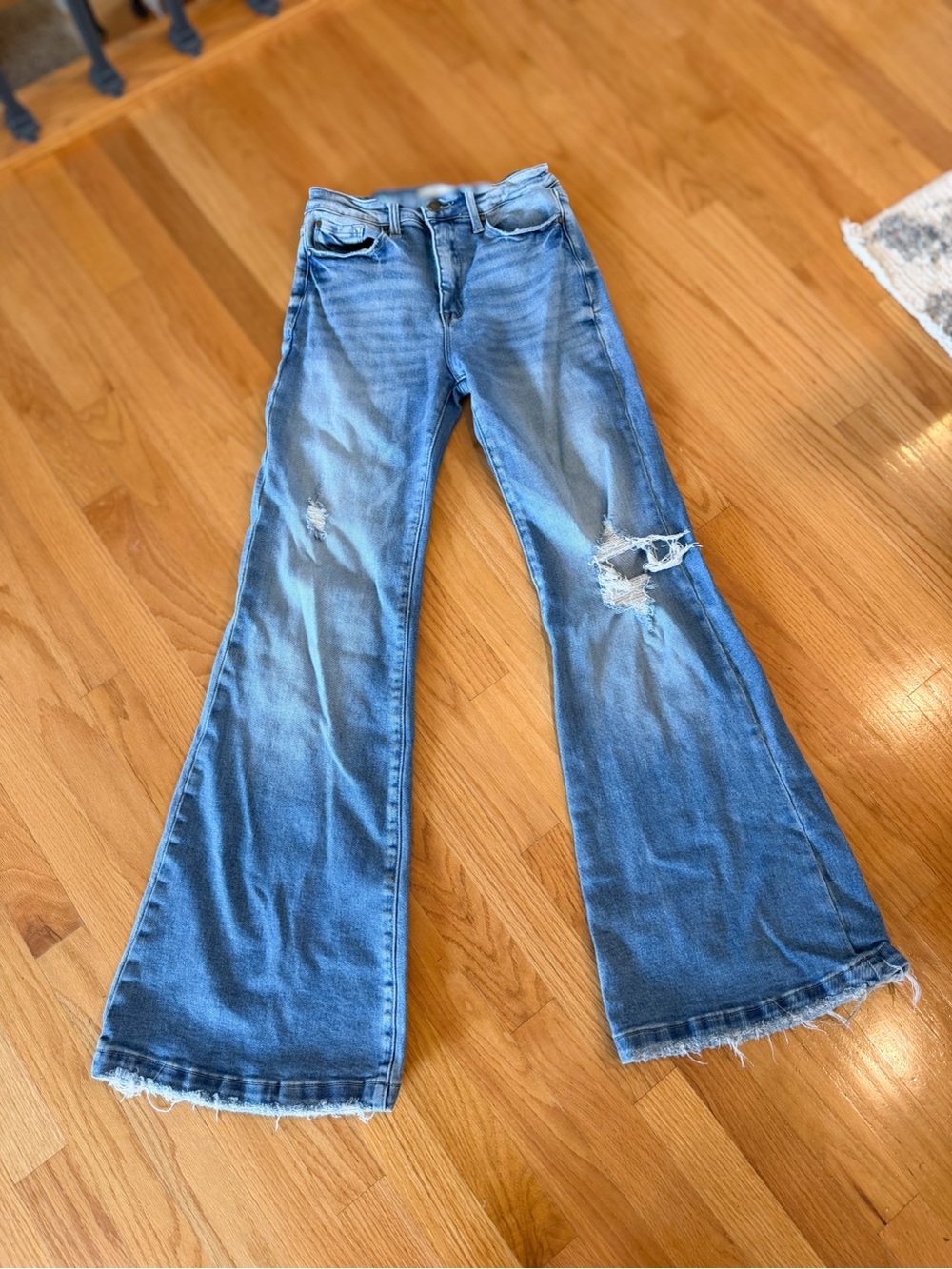 Women’s Petra153 Distressed Flare Jeans high rise sz 7